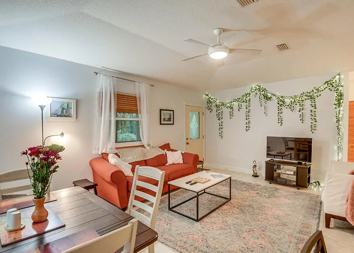 Palm Coast Vacation Rental < 1 Mi To The Beach!